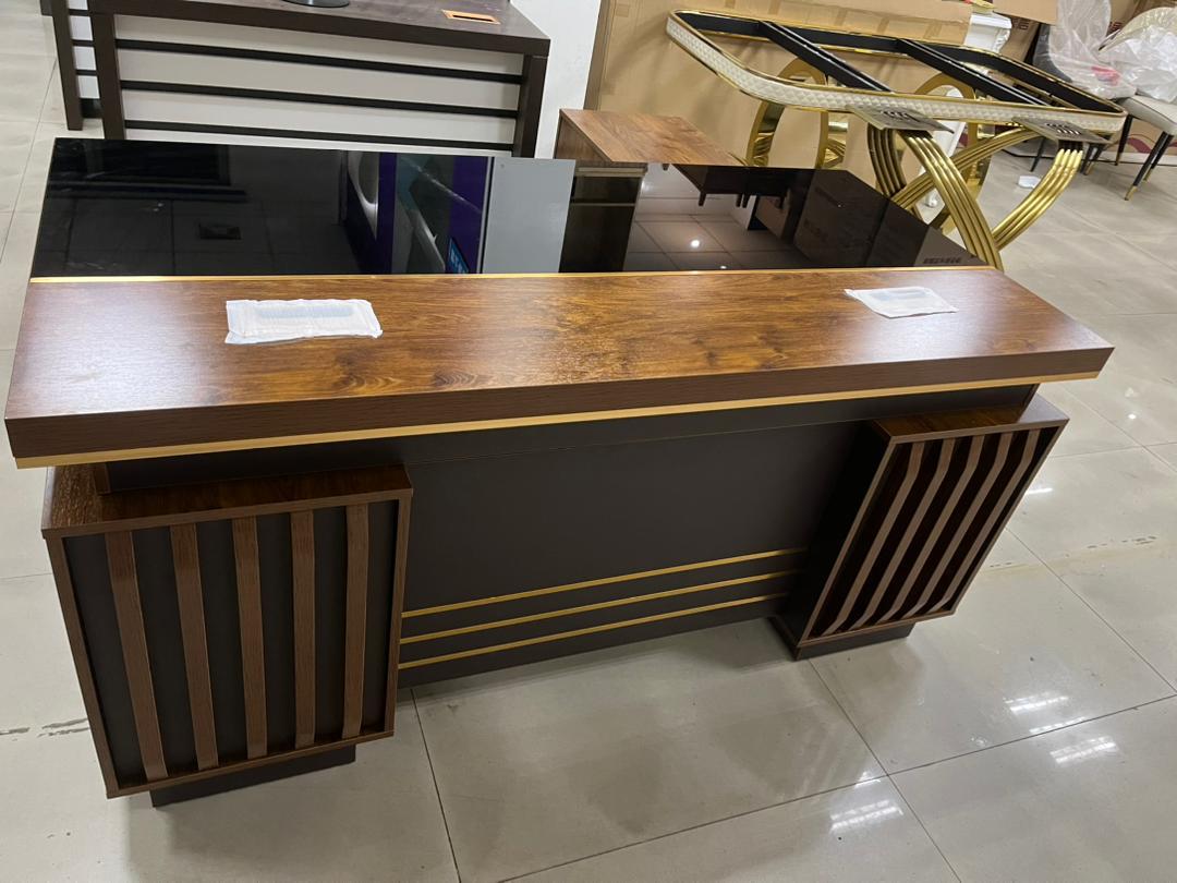 Hardwood Office Table 1.6